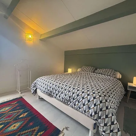 アパート Sejour Au A ! ビスカロッス